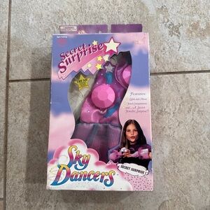 Secret Surprise Sky Dancers Gloves